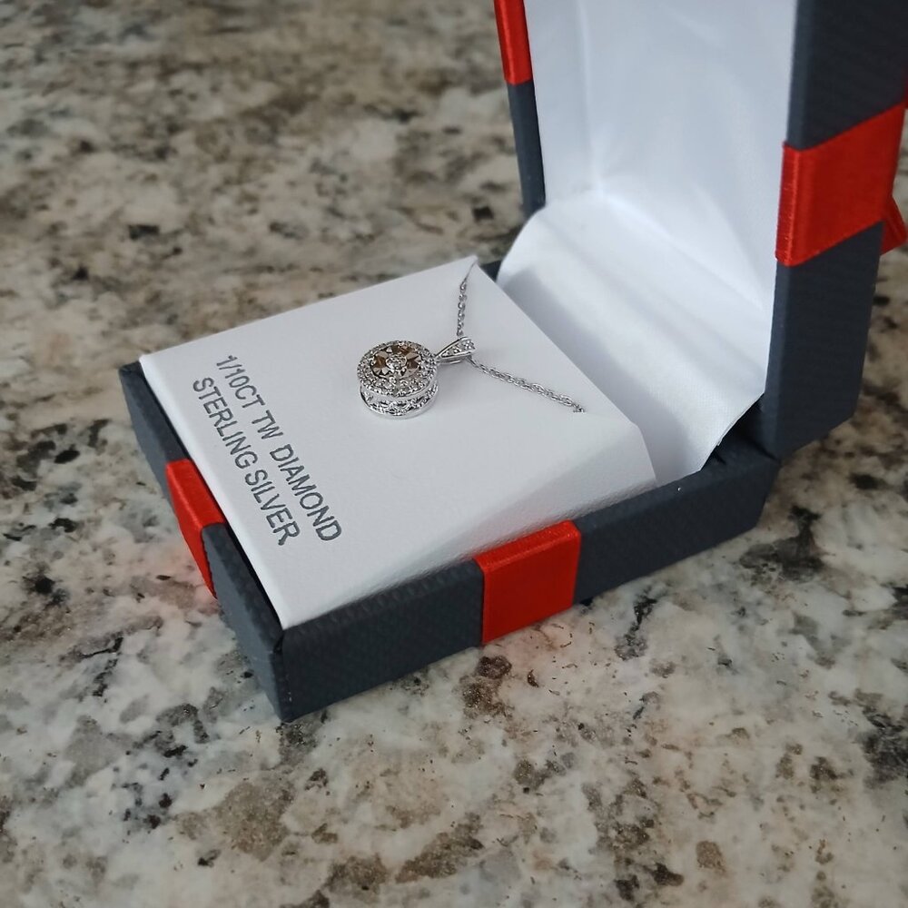 NIB Sterling silver diamond necklace 1/10 carat